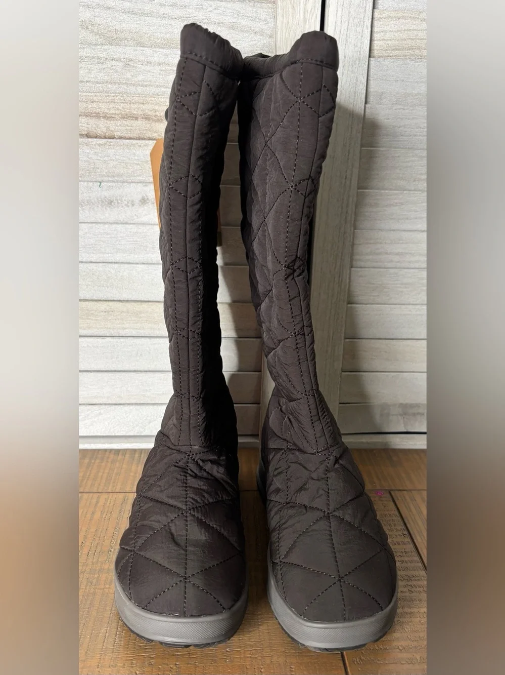 NWT Bogs Snowday Tall Quilted Waterproof Winter Boots Brown Size 6
